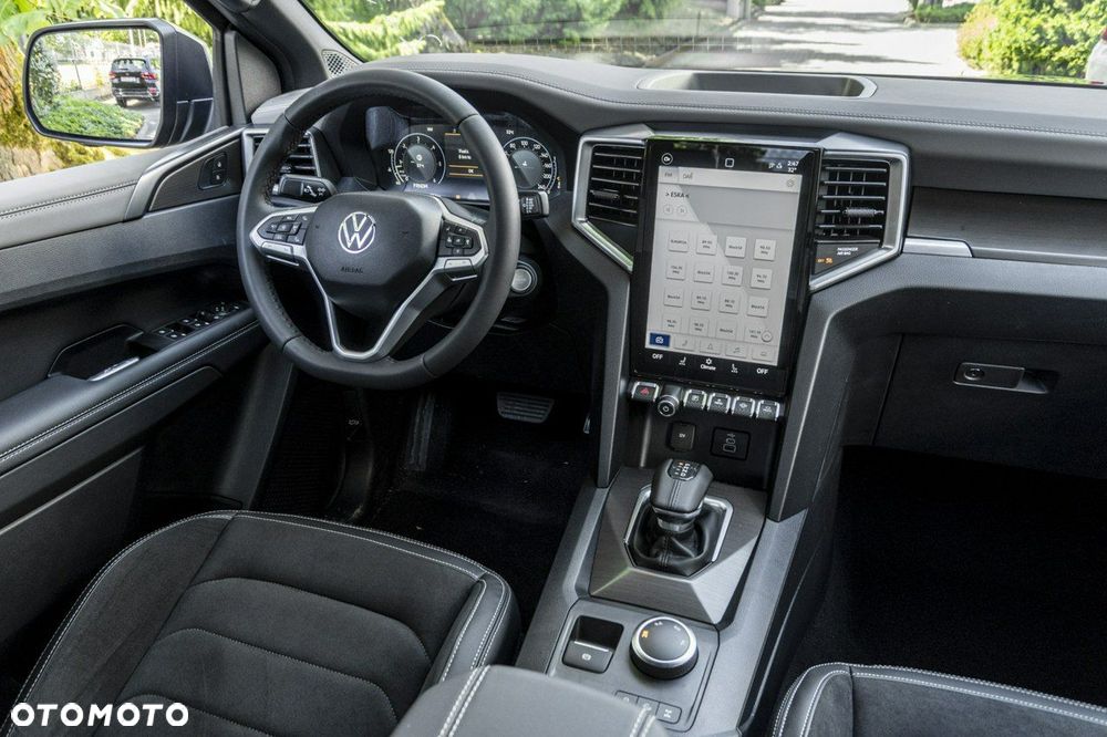 Volkswagen Amarok - 21