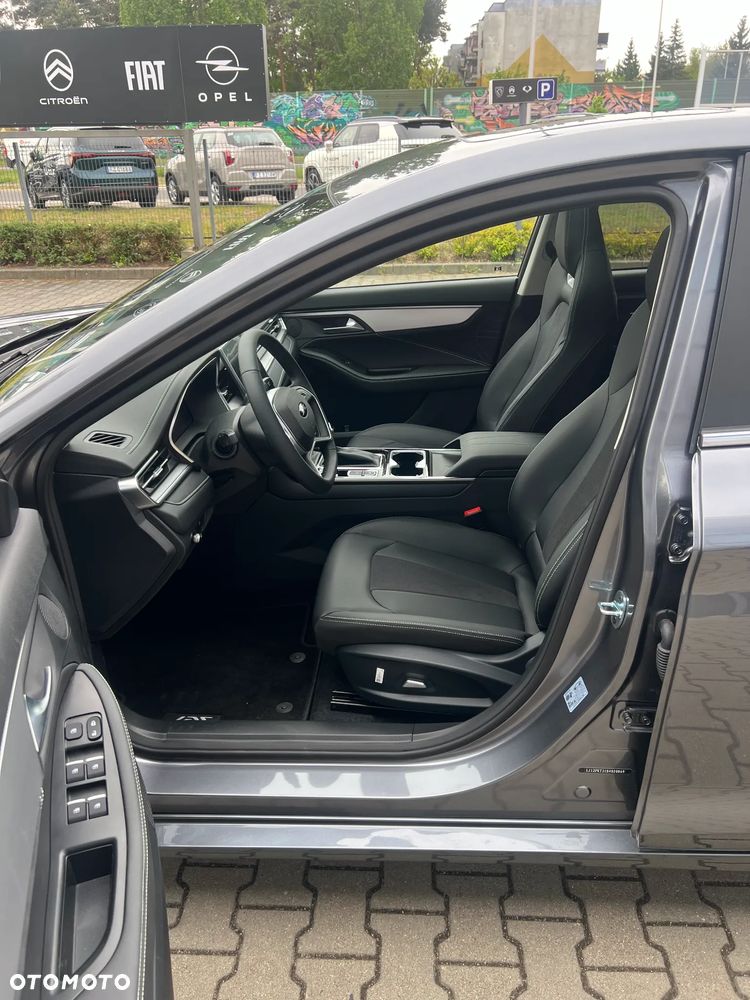 JAC J7 - 5
