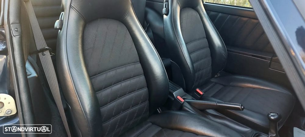 Porsche 911 (964) Coupé 3.6 Carrera 2 - 23