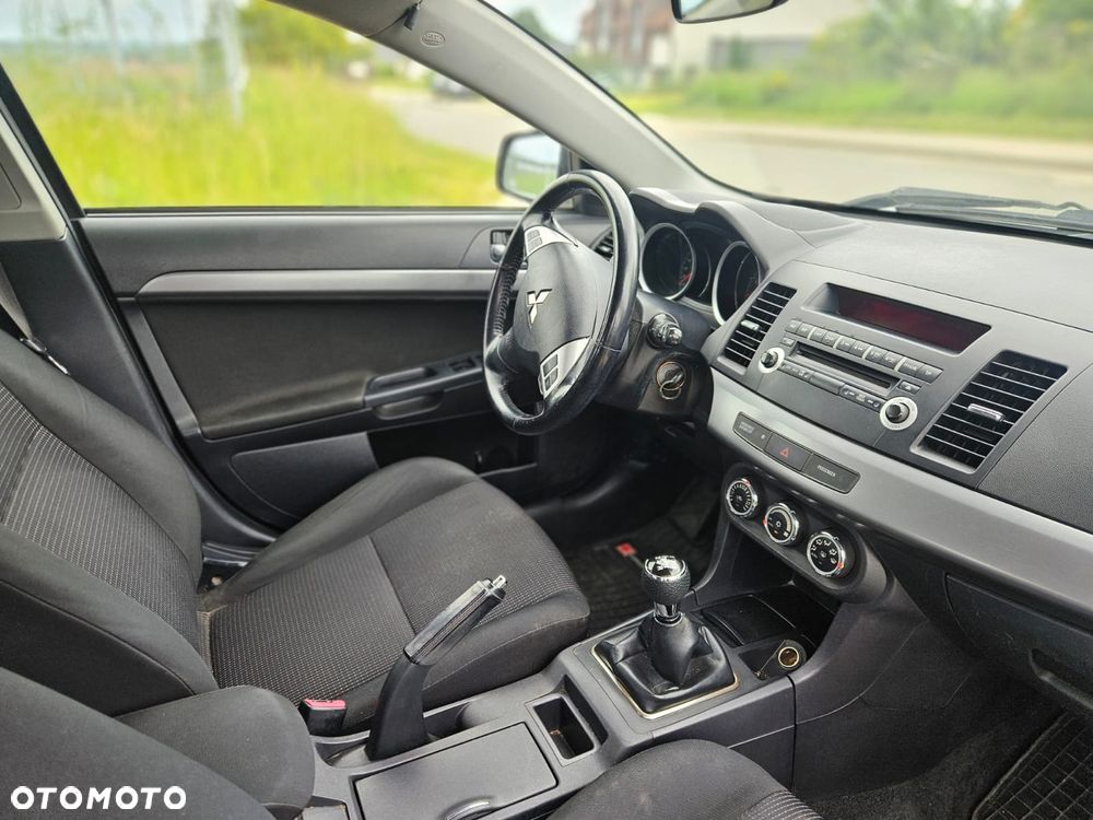 Mitsubishi Lancer - 3