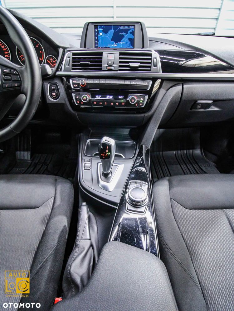 BMW Seria 4 420d Gran Coupe - 17