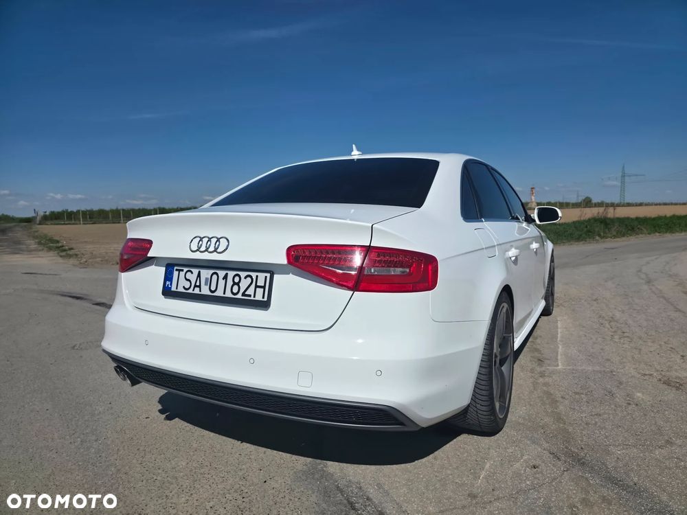 Audi A4 Limousine 2.0 TDI DPF clean diesel multitronic S line Sportpaket - 16
