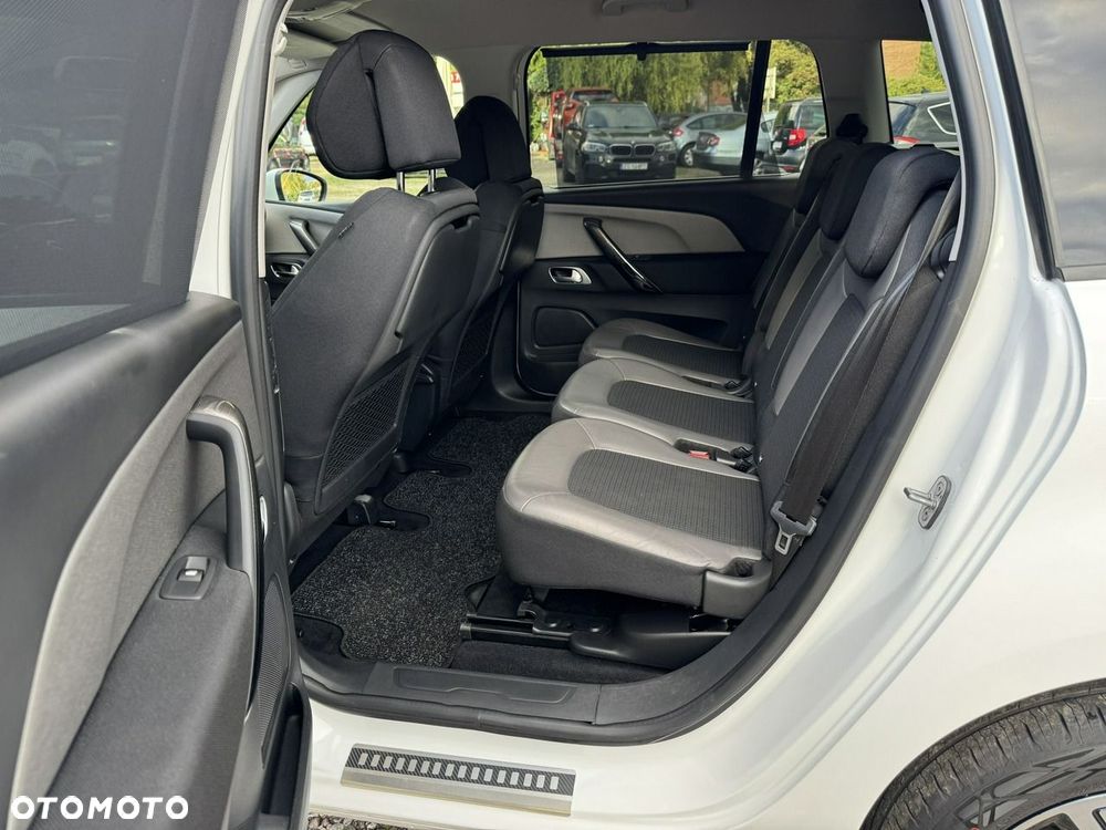 Citroën C4 Grand Picasso - 22