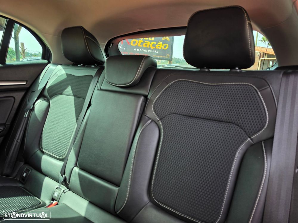 Renault Mégane 1.5 Blue dCi Bose Edition - 13