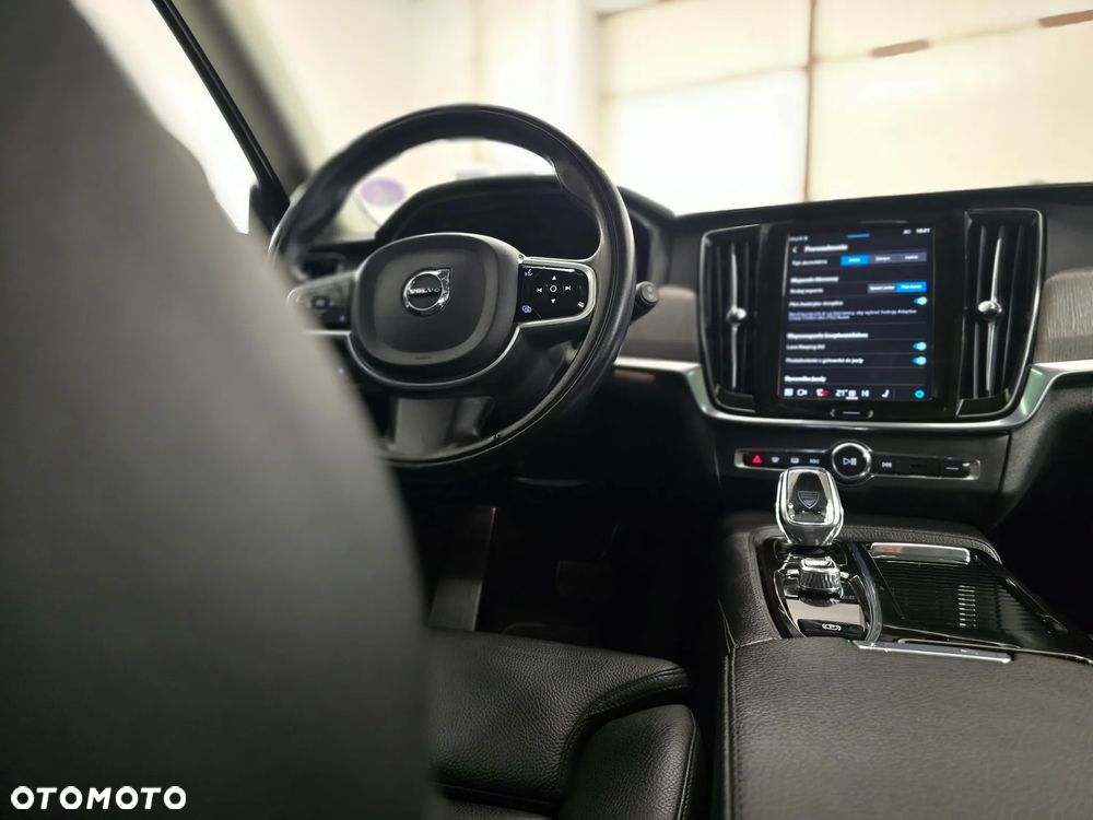 Volvo V90 T6 AWD Plug-In Hybrid Inscription Expression - 38