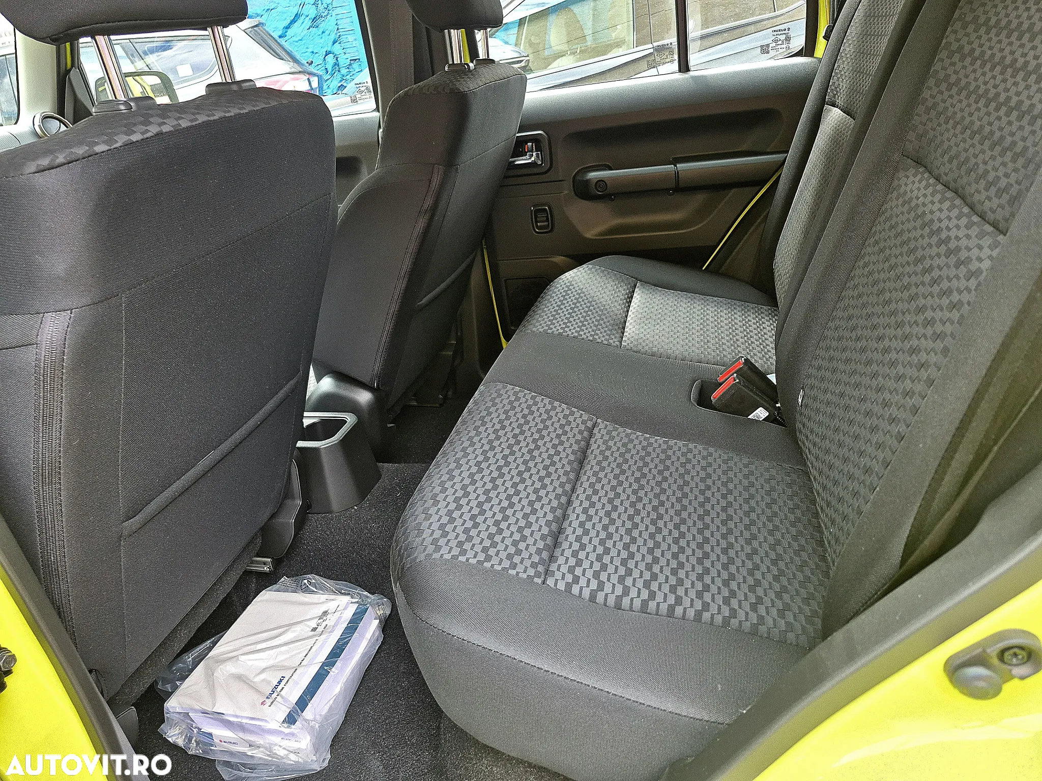 Suzuki Jimny 1.5 ALLGRIP GLX AT - 26