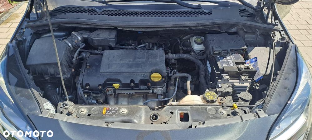 Opel Corsa 1.4 Enjoy S&S - 11