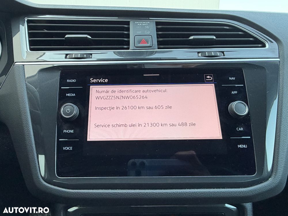 Volkswagen Tiguan 2.0 TDI SCR 4MOTION DSG Elegance - 22