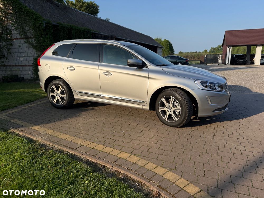 Volvo XC 60 T6 AWD Momentum - 13