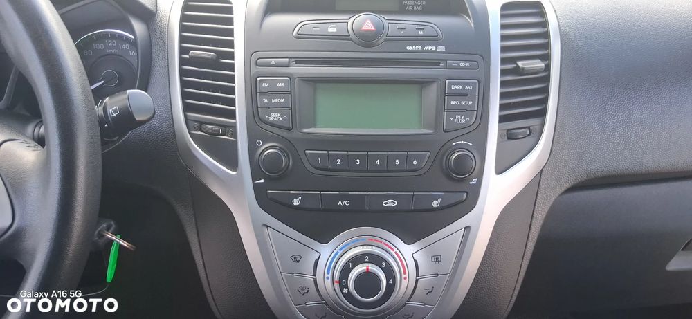 Hyundai ix20 1.4 blue Comfort - 17