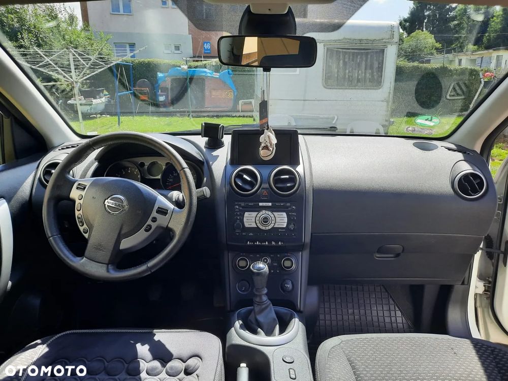 Nissan Qashqai - 4
