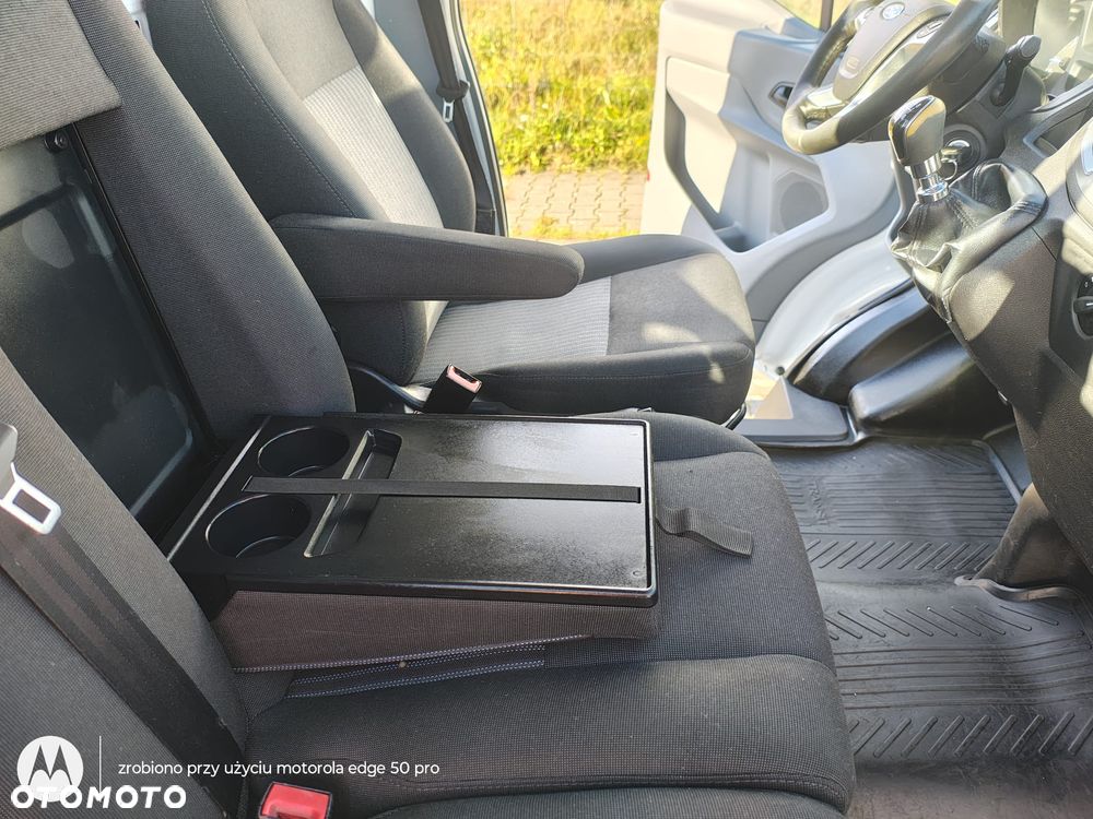 Ford Transit - 12