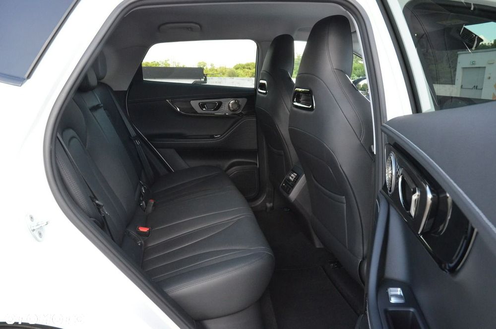 Omoda 5 1.6 T-GDI Comfort DCT - 25