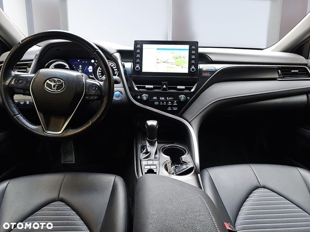 Toyota Camry 2.5 Hybrid Prestige CVT - 8