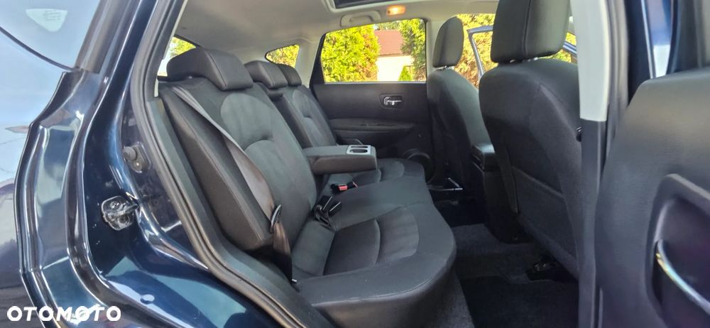 Nissan Qashqai 2.0 dCi 4 x 4 DPF tekna - 36
