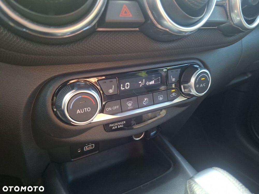 Nissan Juke 1.0 DIG-T N-Connecta DCT - 24