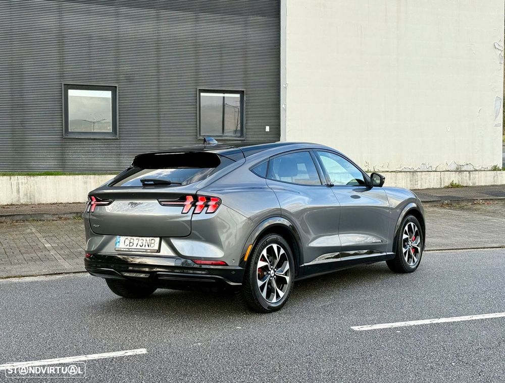 Ford Mustang Mach-E AWD PREMIUM - 4