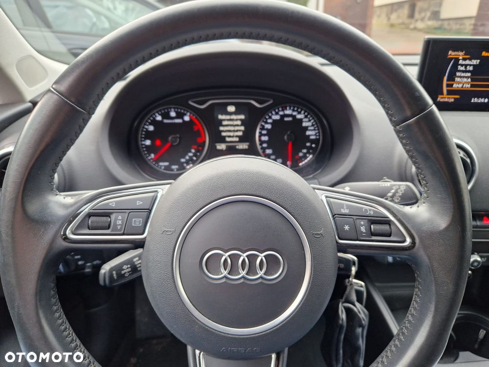 Audi A3 Sportback 1.4 TFSI S tronic S line Sportpaket - 16