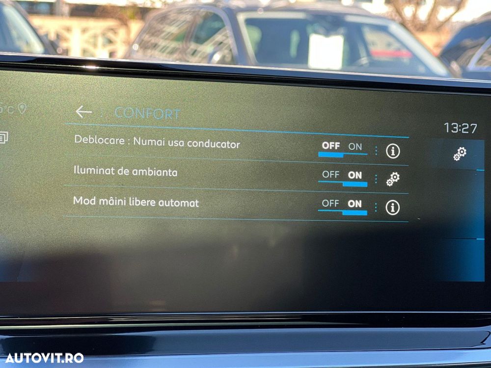 Peugeot 2008 1.2 L PureTech STT EAT8 GT Line - 32