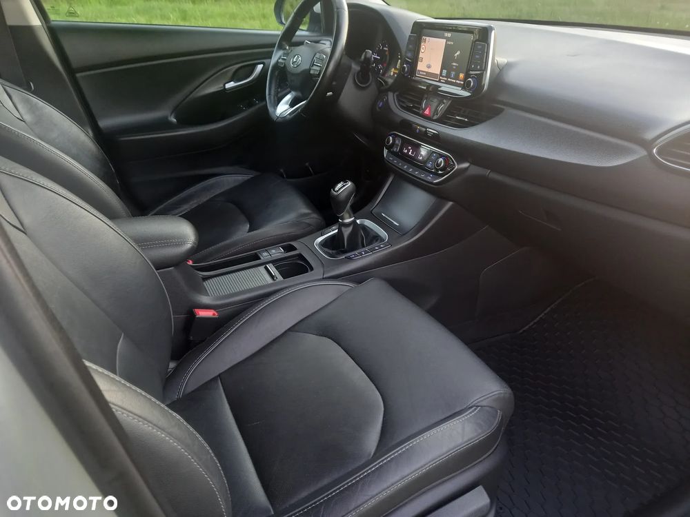 Hyundai i30 - 12