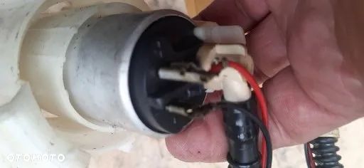 BMW 5 F10 F11  Diesel ,  pompa paliwa w zbiornik pływak - 3