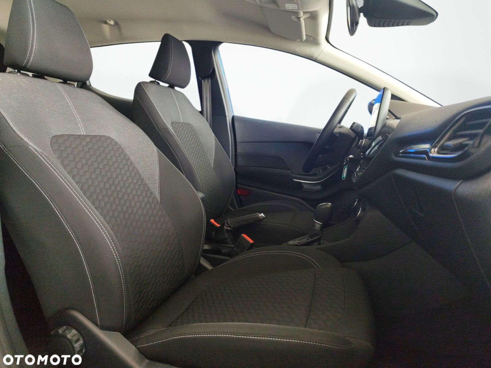 Ford Fiesta - 18