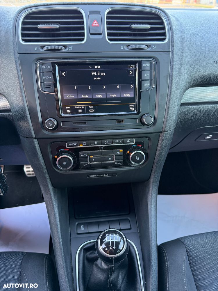 Volkswagen Golf - 12