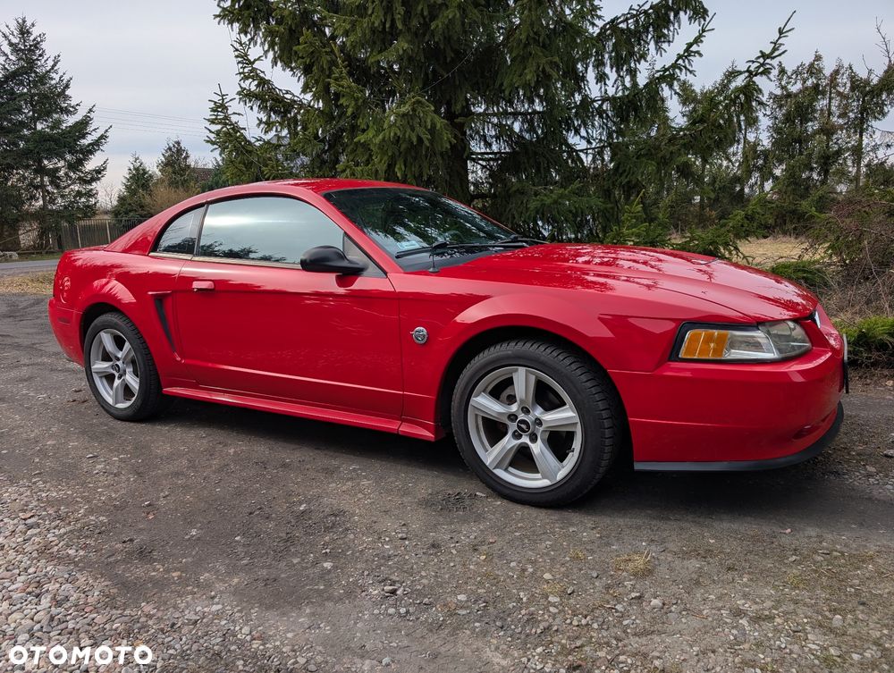 Ford Mustang - 2