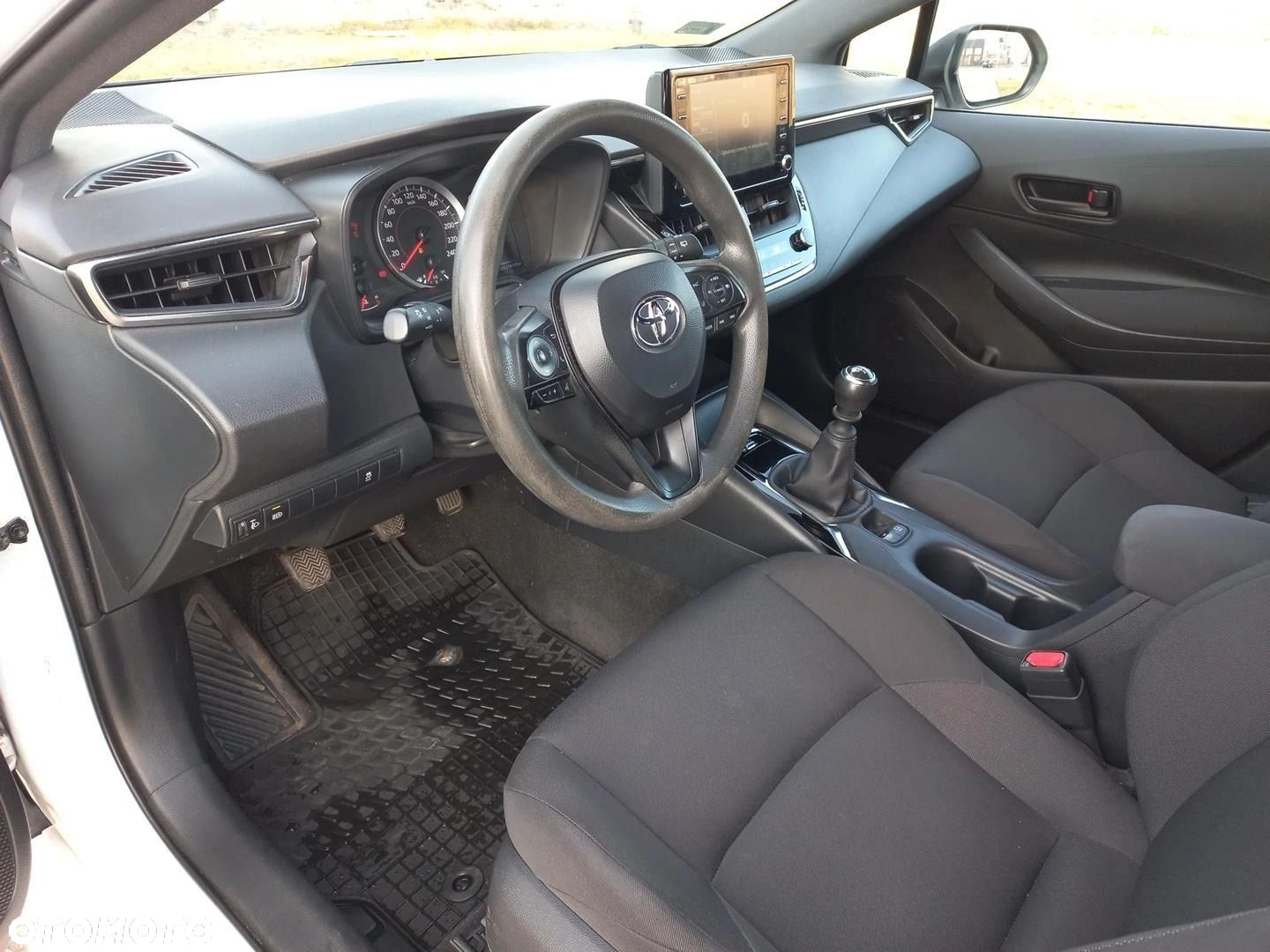 Toyota Corolla 1.2 T Active - 12
