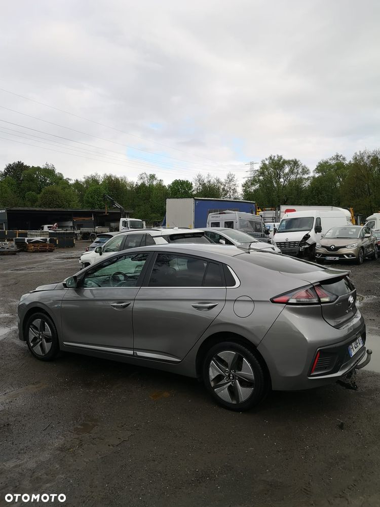 Hyundai IONIQ Hybrid Premium - 2