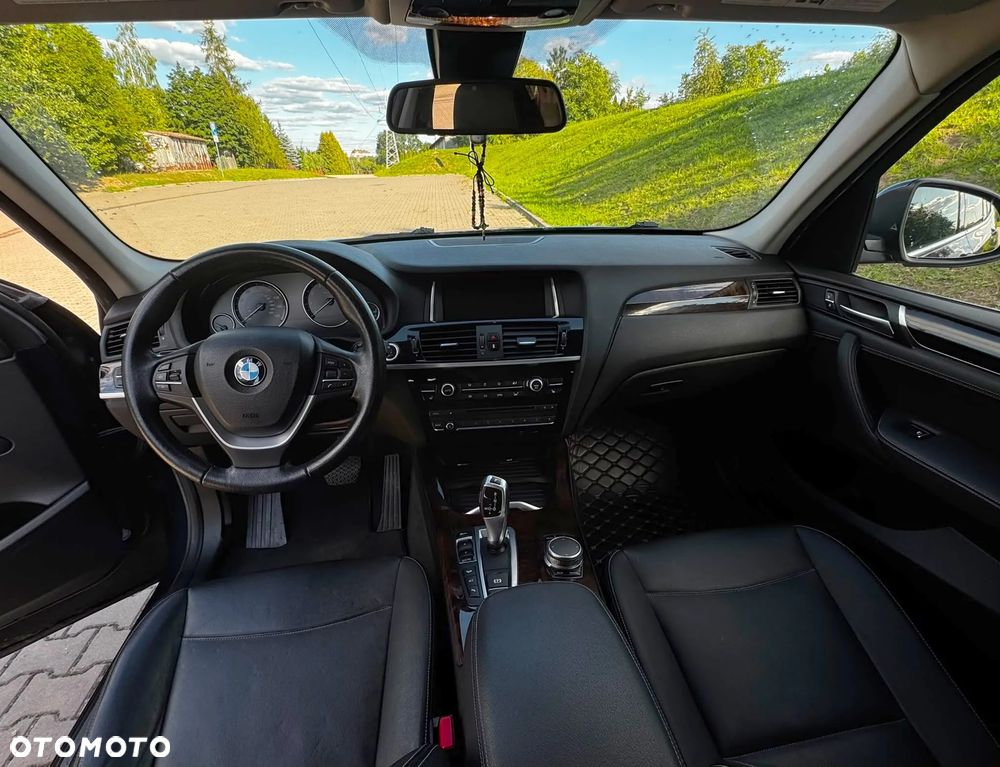 BMW X3 xDrive28i - 28