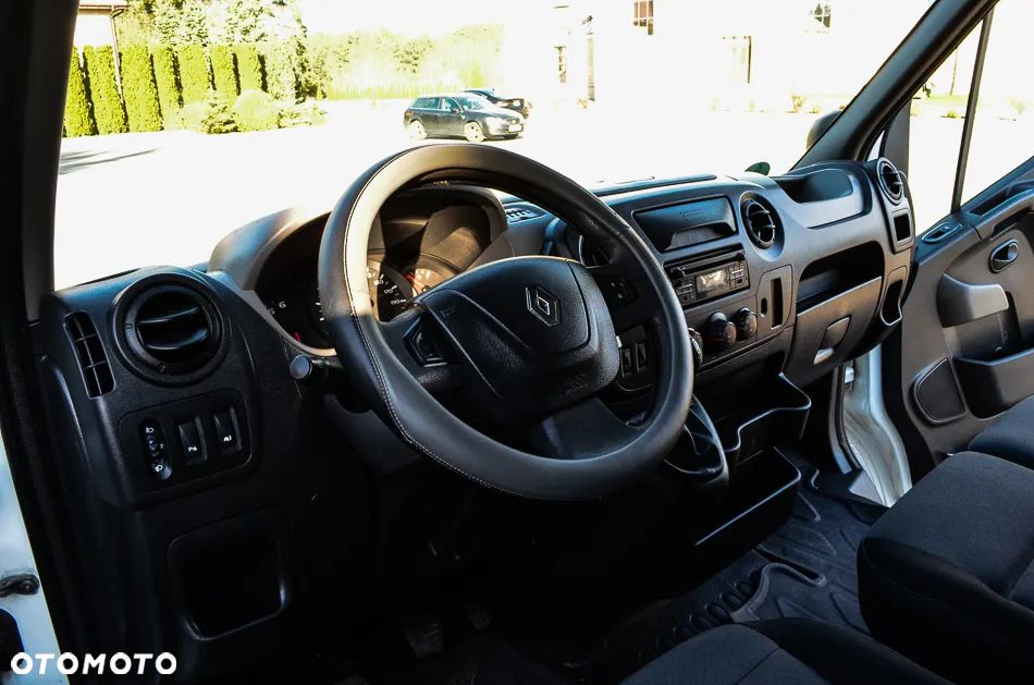 Renault Master - 25