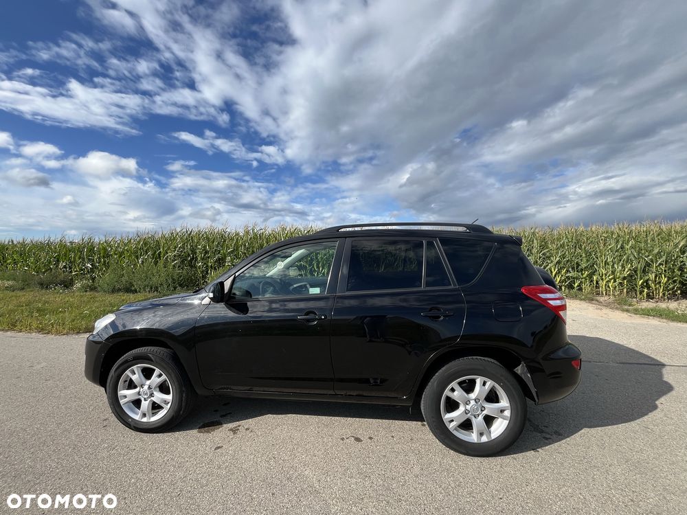 Toyota RAV4 - 3