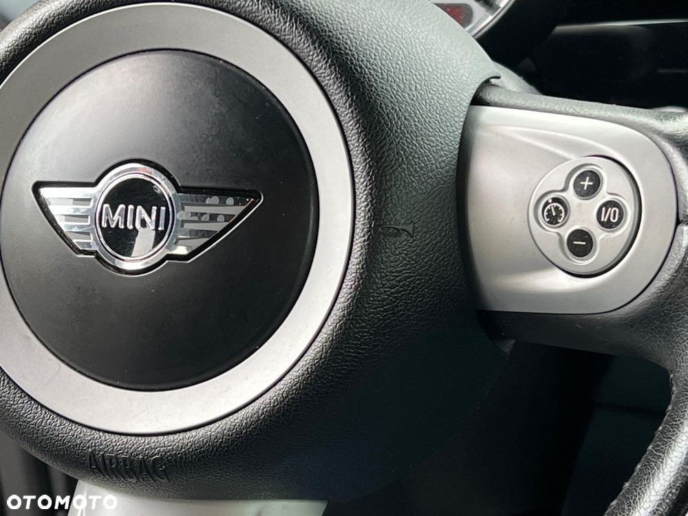 MINI Cooper S 50 Mayfair - 16
