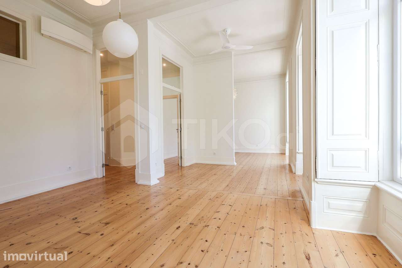 APARTAMENTO COM 135 M² JUNTO À AVENIDA DA LIBERDADE E AO MARQUÊS DE PO - Grande imagem: 3/53