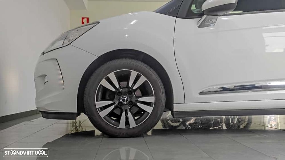Citroën DS3 1.6 HDi Airdream So Chic - 35