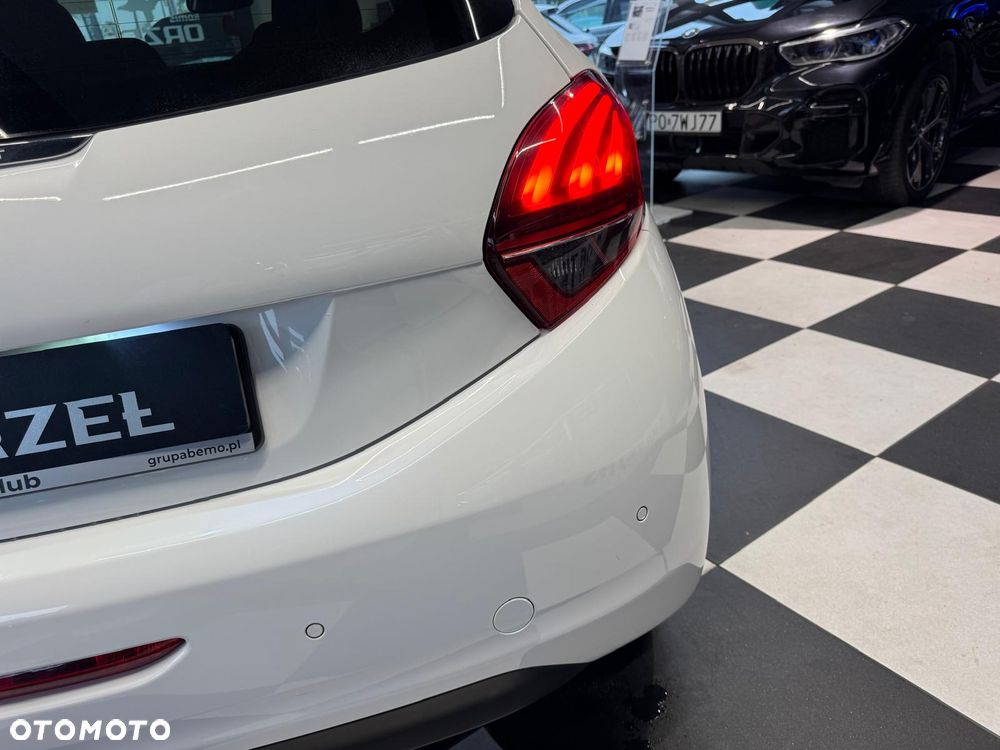 Peugeot 208 PureTech 110 Stop & Start EAT6 Allure - 19