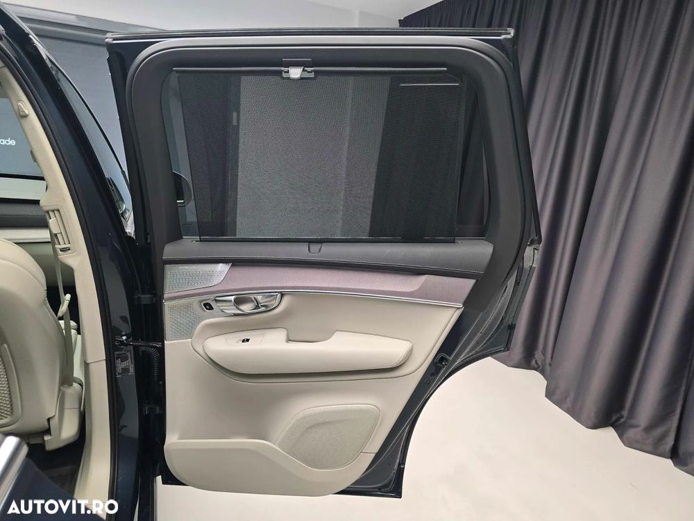 Volvo XC 90 - 28