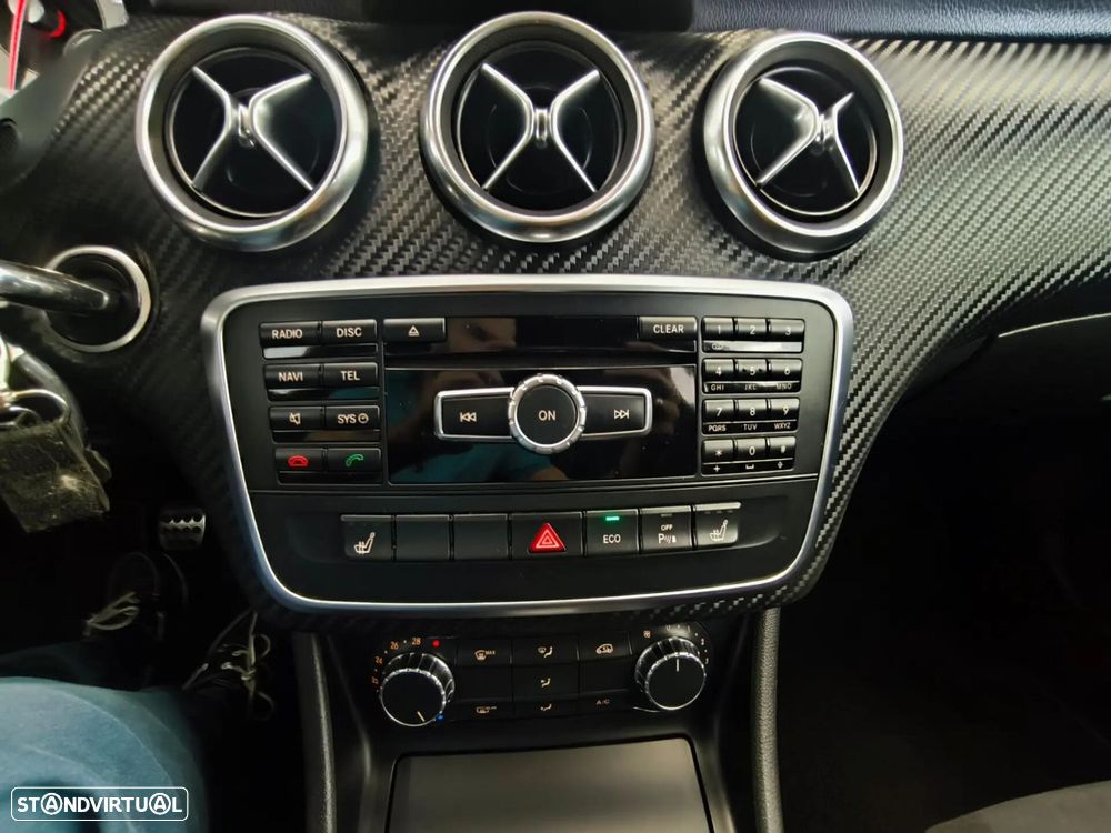 Mercedes-Benz A 180 (BlueEFFICIENCY) AMG Sport - 43