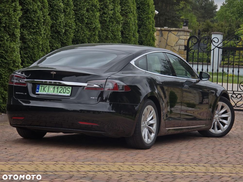 Tesla Model S Long Range Plus - 4