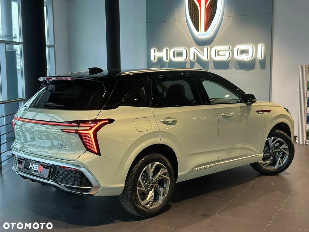 Hongqi HS3 - 5