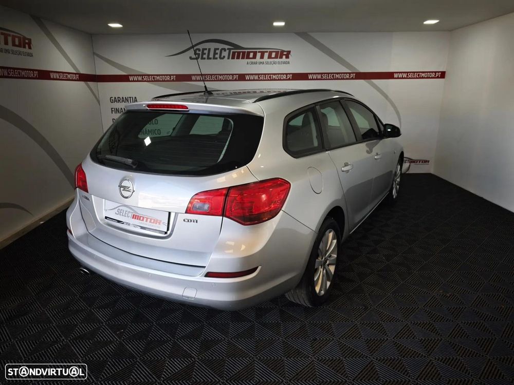 Opel Astra Sports Tourer 2.0 CDTI DPF Sport - 4