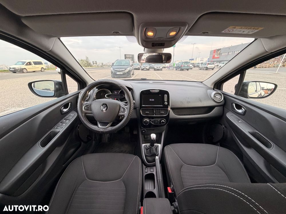 Renault Clio - 7