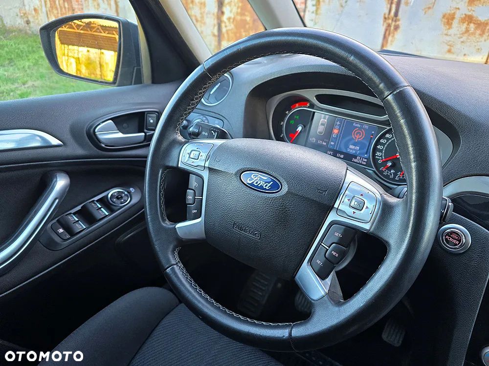 Ford Galaxy 2.2 TDCi Titanium - 30