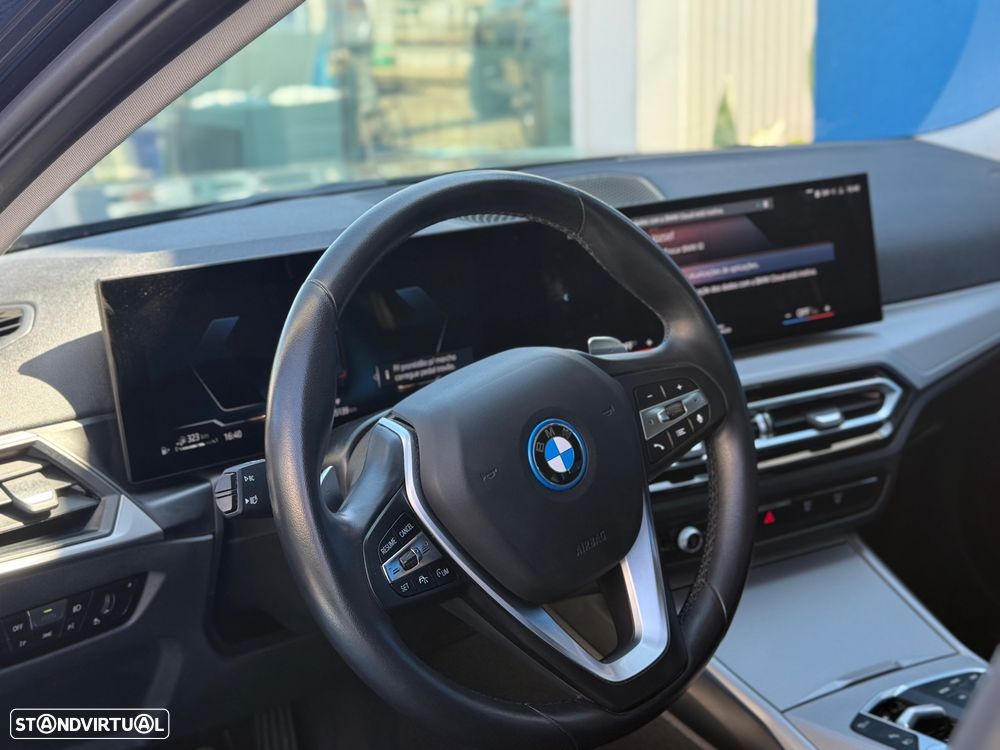 BMW 320 e Corporate Edition Auto - 12