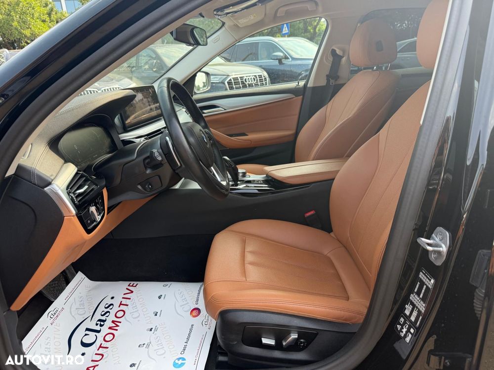 BMW Seria 5 520d xDrive AT MHEV - 33