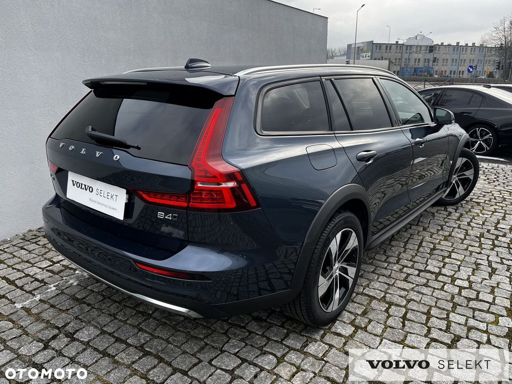 Volvo V60 Cross Country - 40