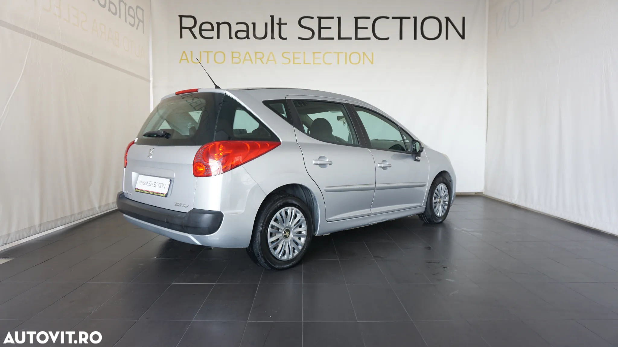 Peugeot 207 1.6 HDI FAP Allure - 2