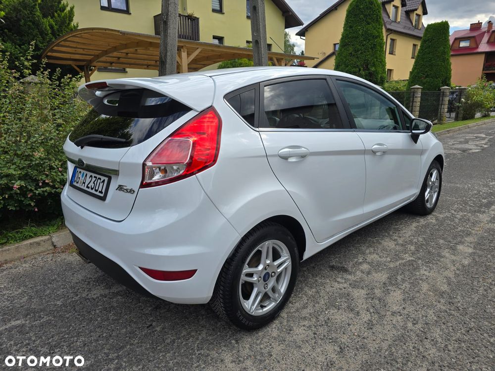 Ford Fiesta 1.0 EcoBoost Titanium - 12