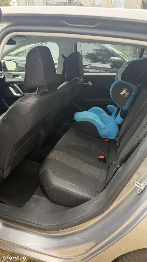 Peugeot 308 BlueHDi 130 EAT6 Stop & Start Active Business-Paket - 18